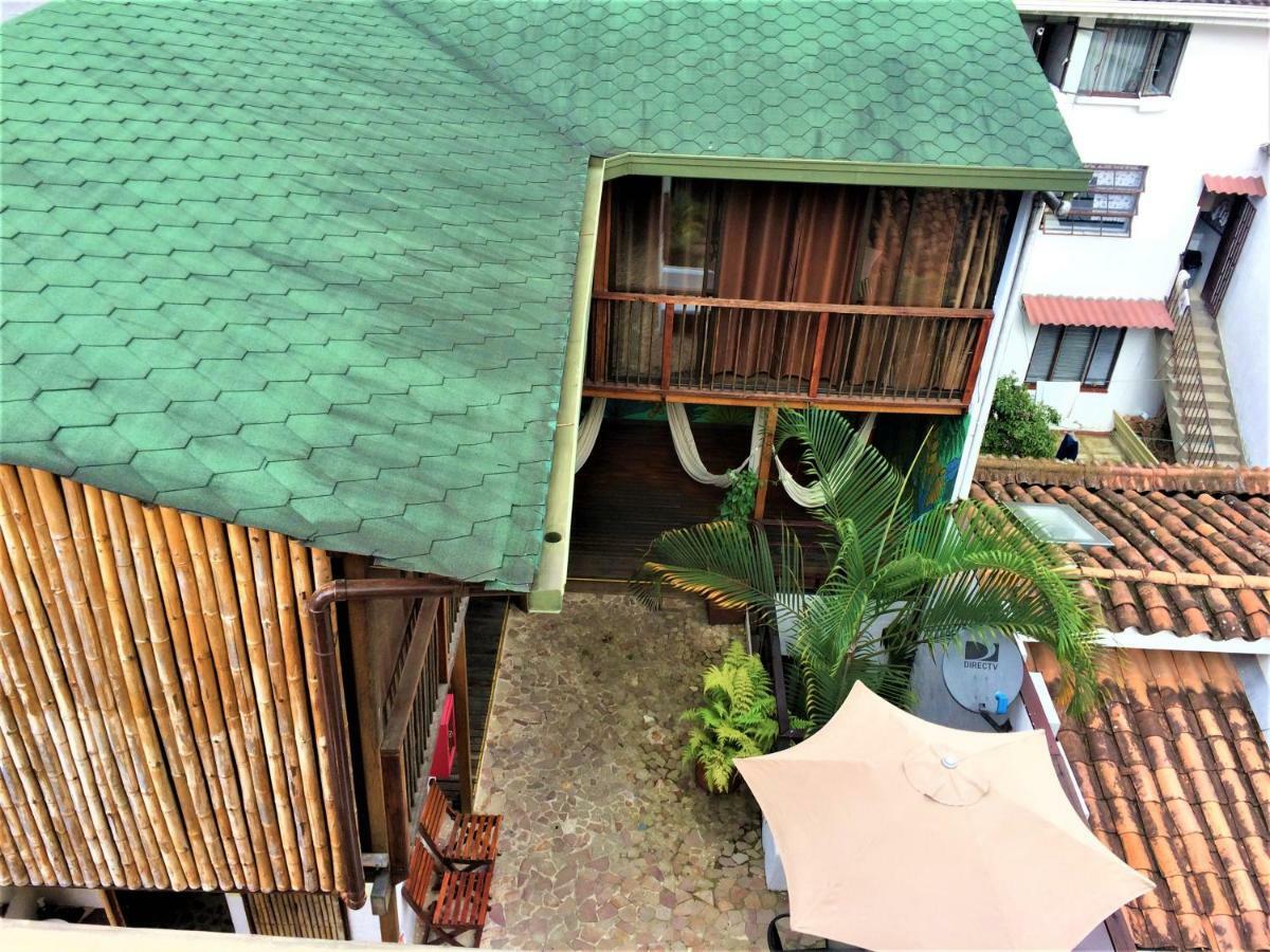 Casa Kiwi Hostel Medellín Dış mekan fotoğraf